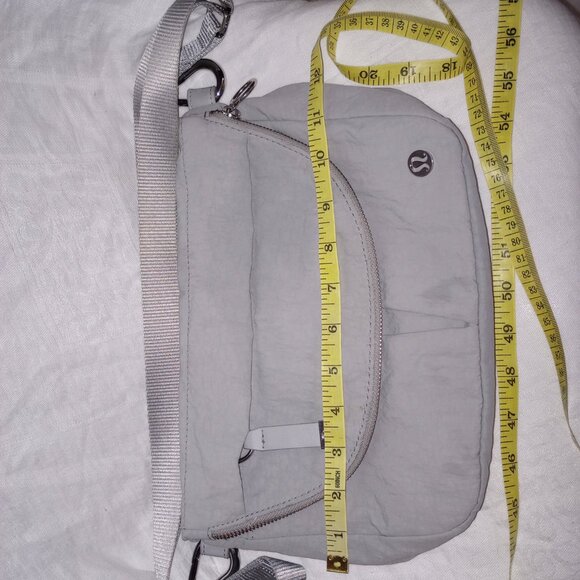 Lululemon All-Night Festival Bag, Light Gray, 12" x 8", Pre-Owned - Picture 11 of 13